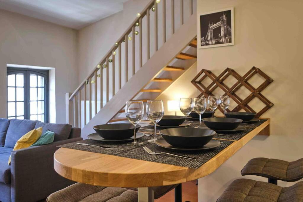 Centre Ville Appartement 75M2, Avec 3 Chambres Carcassonne Exterior photo